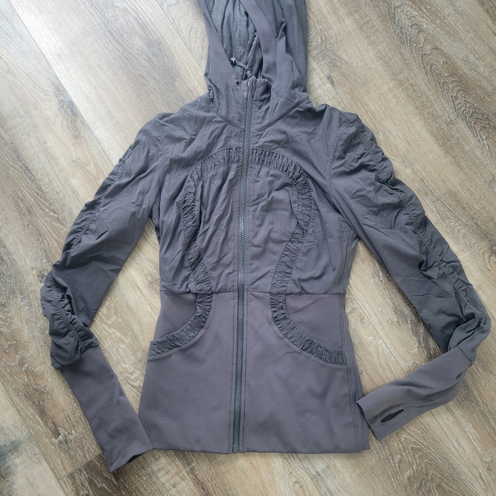 Lululemon 🍋 Dance Studio Jacket III